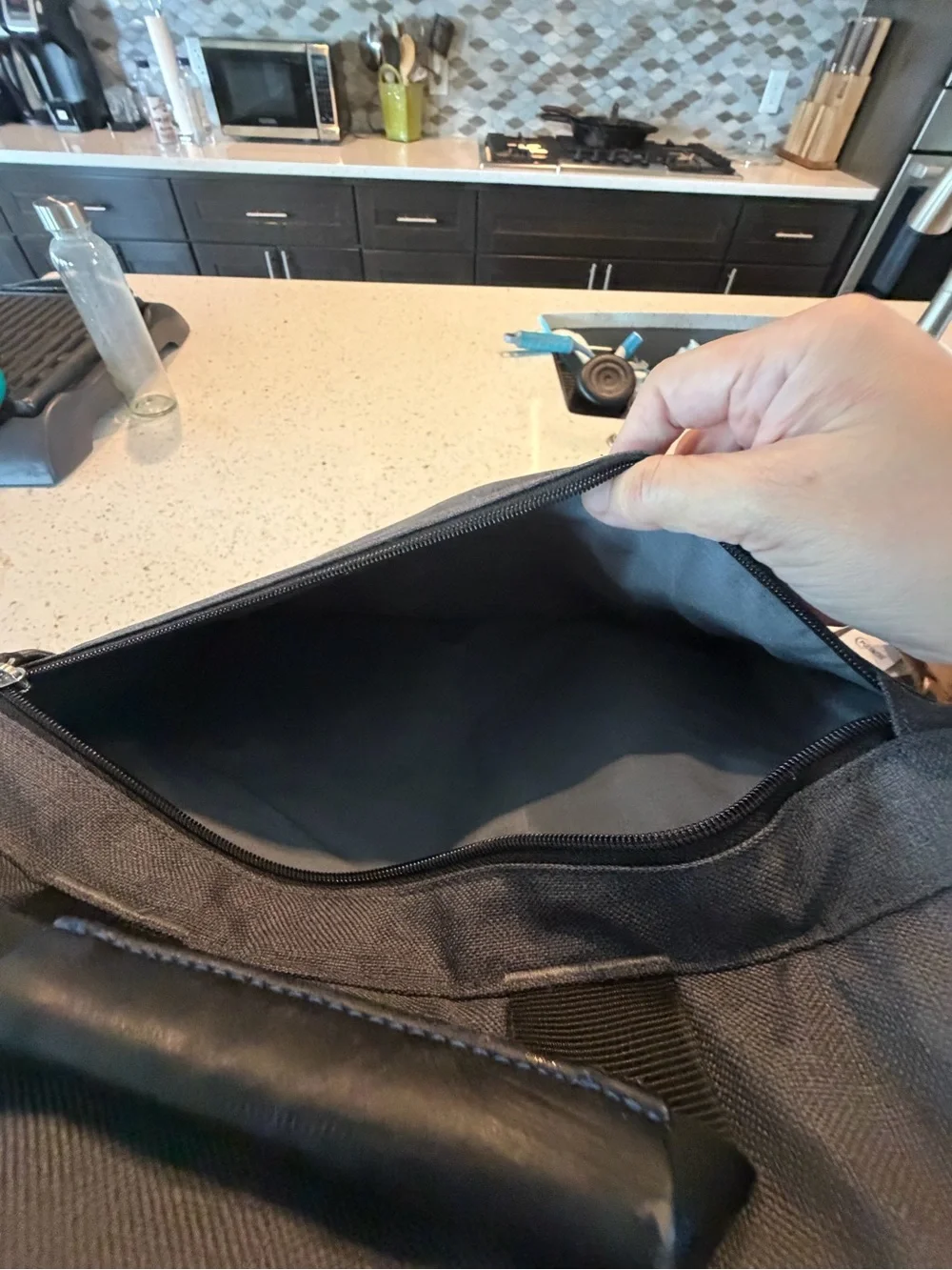 Mens Black Crossbody Laptop Bag Messenger Bag from MMS 2013 Conference Callouts